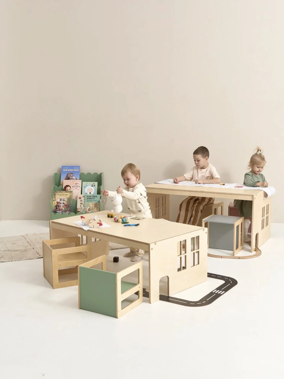 setof2windowstablesandprostchairs8 setof2windowstablesandprostchairs8